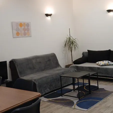 T2 + Terrasse - Au Coeur De