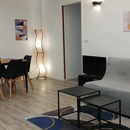 T2 + Terrasse - Au Coeur De Apartmán *