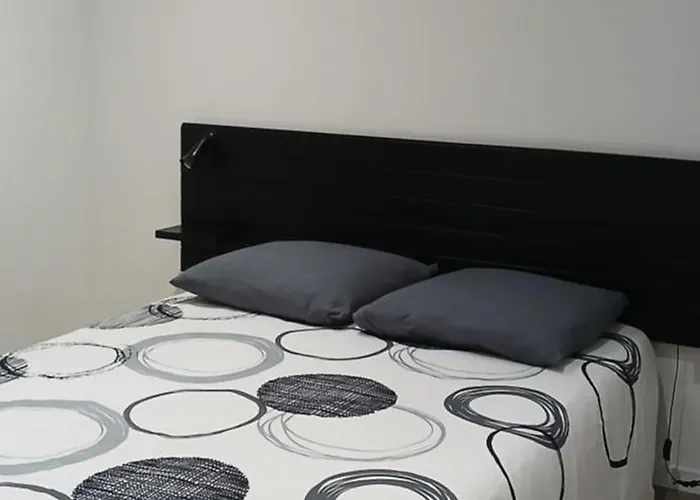 Daire T2 + Terrasse - Au Coeur De Gignac (Herault)